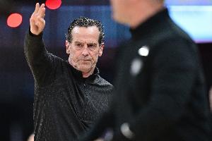 三分35投仅9中!阿特金森:我们赛前就知道 我们必须投进三分球